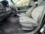 Kia Niro EV e-Niro DynamicPlusLine 64 kWh | Schuif-kanteldak | SOH 99% | Keyless | Adapt. Cruise | Apple/Android | Stuur- en stoelverwarming