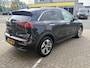 Kia Niro EV e-Niro DynamicPlusLine 64 kWh | Schuif-kanteldak | SOH 99% | Keyless | Adapt. Cruise | Apple/Android | Stuur- en stoelverwarming