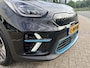Kia Niro EV e-Niro DynamicPlusLine 64 kWh | Schuif-kanteldak | SOH 99% | Keyless | Adapt. Cruise | Apple/Android | Stuur- en stoelverwarming