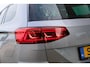 Volkswagen Passat Variant 1.5 TSI 150pk DSG R-Line Business + | Achteruitrijcamera | Stoelverwarming | Parkeersensoren