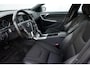 Volvo V60 T3 Summum | Dealeronderhouden |Parkeersensoren | Adaptieve Cruise Control | Adaptieve Koplampen | Verwarmbare Voor- En Achterstoelen | Electronic Climate Control | Apple Carplay / Android Auto |Elektrisch Verstelbare Bestuurdersstoel Met Geheugen | Verwarmbare Voorruit | Verwarmbaar Stuurwiel