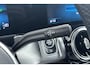 Mercedes-Benz GLB 200 Luxury Line Ruime familie-SUV met trekhaak en navigatie