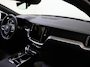 Volvo V60 2.0 T8 AWD + Dark | Trekhaak | 360 Camera | Panoramadak | Heads-up Display |