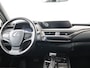 Lexus UX 250h Preference Line | BTW voertuig | Dealer onderhouden | Cruise Control Adaptive | Blind Spot Monitor | Climate Control |