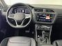 Volkswagen Tiguan 1.4 TSI eHybrid Elegance | SOH 97% | Navigatie | Panoramadak | Leder | Stoelverwarming | Camera |