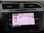 Volkswagen Tiguan 1.4 TSI eHybrid Elegance | SOH 97% | Navigatie | Panoramadak | Leder | Stoelverwarming | Camera |