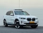 BMW iX3 High Exe 80 kWh Org NL Pano Head up SOH 98% HK 360 Cam Mem seats Apple Dodehoek detectie Lane assist Sfeerverlichting