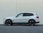 BMW iX3 High Exe 80 kWh Org NL Pano Head up SOH 98% HK 360 Cam Mem seats Apple Dodehoek detectie Lane assist Sfeerverlichting