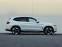 BMW iX3 High Exe 80 kWh Org NL Pano Head up SOH 98% HK 360 Cam Mem seats Apple Dodehoek detectie Lane assist Sfeerverlichting