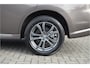 Mitsubishi Outlander PHEV 2.4 INTENSE PLUS 4WD | PLUG IN HYBRID | SoH 85% | V2H | ADAPTIEF CRUISE | TREKHAAK 1500KG | ELEKTR. ACHTERKLEP | FABRIEKSGARANTIE TOT 20-01-2028* | ALL IN RIJKLAAPRIJS