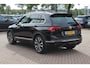 Volkswagen Tiguan 1.5 TSI ACT Highline Business 3x R-line / Trekhaak / 360Camera / Navigatie / 20'' / Stoelverwarming / Dodehoek / DAB / ACC