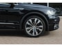 Volkswagen Tiguan 1.5 TSI ACT Highline Business 3x R-line / Trekhaak / 360Camera / Navigatie / 20'' / Stoelverwarming / Dodehoek / DAB / ACC