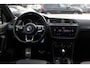 Volkswagen Tiguan 1.5 TSI ACT Highline Business 3x R-line / Trekhaak / 360Camera / Navigatie / 20'' / Stoelverwarming / Dodehoek / DAB / ACC