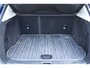 Lynk & Co 01 1.5 | Panoramadak | 360 Graden camera | Elektrische bestuurdersstoel met geheugen | Stoelverwarming | Actieve bochtverlichting | Adaptieve Cruise Control | Stuurassistent | Lane Assist | Navigatie | Elektrische Achterklep | Keyless Entry | Dodehoekassistent
