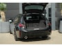 BMW 3-Serie Touring 320e | 204 PK | M Sportpakket | Panoramadak | Head-up display | Achteruitrijcamera | BMW 3 Serie Touring 320e M Sport met 2.0 viercilinder benzinemotor en plug-in hybride aandrijving, voorzien van panoramadak, Head-up display, navigatiesysteem, Apple CarPlay/Android Auto, Par