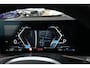 BMW 3-Serie Touring 320e | 204 PK | M Sportpakket | Panoramadak | Head-up display | Achteruitrijcamera | BMW 3 Serie Touring 320e M Sport met 2.0 viercilinder benzinemotor en plug-in hybride aandrijving, voorzien van panoramadak, Head-up display, navigatiesysteem, Apple CarPlay/Android Auto, Par