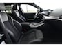 BMW 3-Serie Touring 320e | 204 PK | M Sportpakket | Panoramadak | Head-up display | Achteruitrijcamera | BMW 3 Serie Touring 320e M Sport met 2.0 viercilinder benzinemotor en plug-in hybride aandrijving, voorzien van panoramadak, Head-up display, navigatiesysteem, Apple CarPlay/Android Auto, Par