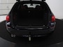 BMW 5-Serie Touring 530xd High Executive | Leder | Adaptive cruise | Head-up | Trekhaak | Dodehoek detectie | Stoelverwarming | Stoelventilatie | Camera | Park assist | Navigatie | Bluetooth