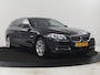 BMW 5-Serie Touring 530xd High Executive | Leder | Adaptive cruise | Head-up | Trekhaak | Dodehoek detectie | Stoelverwarming | Stoelventilatie | Camera | Park assist | Navigatie | Bluetooth