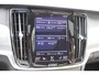 Volvo V90 2.0 T5 Momentum | Head-Up display | Panoramadak | Adaptieve Cruise Control | 360" Camera | Semi elektrische trekhaak | DAB+ Radio | Stoelverwarming voorzijde | Standkachel | Apple Carplay | Android Auto