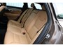 Volvo V90 2.0 T5 Momentum | Head-Up display | Panoramadak | Adaptieve Cruise Control | 360" Camera | Semi elektrische trekhaak | DAB+ Radio | Stoelverwarming voorzijde | Standkachel | Apple Carplay | Android Auto