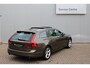 Volvo V90 2.0 T5 Momentum | Head-Up display | Panoramadak | Adaptieve Cruise Control | 360" Camera | Semi elektrische trekhaak | DAB+ Radio | Stoelverwarming voorzijde | Standkachel | Apple Carplay | Android Auto