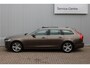 Volvo V90 2.0 T5 Momentum | Head-Up display | Panoramadak | Adaptieve Cruise Control | 360" Camera | Semi elektrische trekhaak | DAB+ Radio | Stoelverwarming voorzijde | Standkachel | Apple Carplay | Android Auto