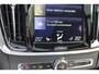 Volvo V90 2.0 T5 Momentum | Head-Up display | Panoramadak | Adaptieve Cruise Control | 360" Camera | Semi elektrische trekhaak | DAB+ Radio | Stoelverwarming voorzijde | Standkachel | Apple Carplay | Android Auto