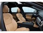Volvo V90 2.0 T5 Momentum | Head-Up display | Panoramadak | Adaptieve Cruise Control | 360" Camera | Semi elektrische trekhaak | DAB+ Radio | Stoelverwarming voorzijde | Standkachel | Apple Carplay | Android Auto