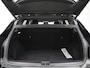 Renault Austral 1.2 E-Tech full hybrid 200 techno esprit Alpine | Trekhaak | Google Navigatie | Adaptieve Cruise Control | Elektrische Achterklep | Parkeersensoren | Achteruitrijcamera | Climate Control | Draadloze Telefoonlader | Apple carplay/Android Auto |