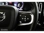 Volvo XC40 1.5 T5 Recharge Business Pro | Panoramadak | Camera | BLISS | Adaptieve Cruise | Trekhaak | Verwarmbare Voorstoelen & Stuurwiel