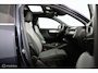 Volvo XC40 1.5 T5 Recharge Business Pro | Panoramadak | Camera | BLISS | Adaptieve Cruise | Trekhaak | Verwarmbare Voorstoelen & Stuurwiel