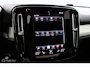 Volvo XC40 1.5 T5 Recharge Business Pro | Panoramadak | Camera | BLISS | Adaptieve Cruise | Trekhaak | Verwarmbare Voorstoelen & Stuurwiel