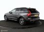 Volvo XC60 2.0 T6 Plug-in hybrid AWD Plus Dark | Adaptieve Cruise | Panoramadak | Trekhaak | BLISS | Verwarmbare Voorstoelen & Stuurwiel | Contour Stoelen