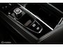 Volvo XC60 2.0 T6 Plug-in hybrid AWD Plus Dark | Adaptieve Cruise | Panoramadak | Trekhaak | BLISS | Verwarmbare Voorstoelen & Stuurwiel | Contour Stoelen
