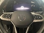 Volkswagen Golf 1.0 eTSI 110pk Automaat Life Navigatie Apple Carplay/Android Auto Parkeersensoren Adaptieve Cruise Control Sfeerverlichting Virtual Cockpit Climate Control Lichtmetalen velgen