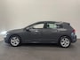 Volkswagen Golf 1.0 eTSI 110pk Automaat Life Navigatie Apple Carplay/Android Auto Parkeersensoren Adaptieve Cruise Control Sfeerverlichting Virtual Cockpit Climate Control Lichtmetalen velgen