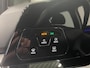 Volkswagen Golf 1.0 eTSI 110pk Automaat Life Navigatie Apple Carplay/Android Auto Parkeersensoren Adaptieve Cruise Control Sfeerverlichting Virtual Cockpit Climate Control Lichtmetalen velgen