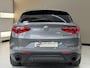 Alfa Romeo Stelvio 2.0 T AWD First Edition, 280Pk, 2017, 2de eigenaar, Volledig leder, Stoel+stuur verwarming, Climate control, Parkeersensoren, 20" velgen, Schakelflippers,