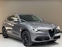 Alfa Romeo Stelvio 2.0 T AWD First Edition, 280Pk, 2017, 2de eigenaar, Volledig leder, Stoel+stuur verwarming, Climate control, Parkeersensoren, 20" velgen, Schakelflippers,