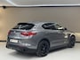 Alfa Romeo Stelvio 2.0 T AWD First Edition, 280Pk, 2017, 2de eigenaar, Volledig leder, Stoel+stuur verwarming, Climate control, Parkeersensoren, 20" velgen, Schakelflippers,