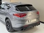 Alfa Romeo Stelvio 2.0 T AWD First Edition, 280Pk, 2017, 2de eigenaar, Volledig leder, Stoel+stuur verwarming, Climate control, Parkeersensoren, 20" velgen, Schakelflippers,