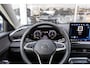 Volkswagen T-Roc 1.5 eTSI 115pk DSG Life First Edition | 18" Velgen | Achteruitrijcamera | Stoelverwarming