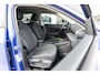 Volkswagen T-Roc 1.5 eTSI 115pk DSG Life First Edition | 18" Velgen | Achteruitrijcamera | Stoelverwarming