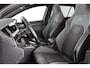 Volkswagen Golf 1.5 eTSI R-Line Panoramadak Stoel-Stuurverwarming Clima Carplay 18"