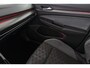 Volkswagen Golf 1.5 eTSI R-Line Panoramadak Stoel-Stuurverwarming Clima Carplay 18"
