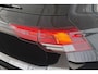 Volkswagen Golf 1.5 eTSI R-Line Panoramadak Stoel-Stuurverwarming Clima Carplay 18"