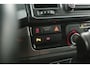 Volkswagen Transporter 2.0 TDI L2H1 150PK Highline | Dubbele Cabine | Automaat | Airco | Camera | Cruise | Carplay | Trekhaak | Parkeersens.