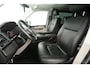 Volkswagen Transporter 2.0 TDI L2H1 150PK Highline | Dubbele Cabine | Automaat | Airco | Camera | Cruise | Carplay | Trekhaak | Parkeersens.