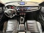 Alfa Romeo Giulietta 1.4 T Distinctive, 170Pk, 2011, Volledig leder, Origineel Nederlands, Trekhaak, Climate control, Cruise control, Parkeersensoren, navigatie, DB riem vv. in 2024,